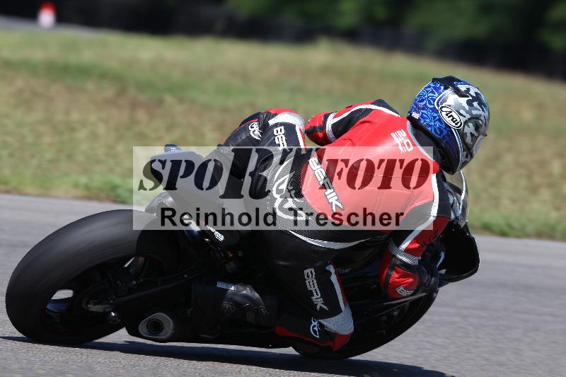 /Archiv-2022/35 05.07.2022 Speer Racing ADR/Gruppe rot/backside